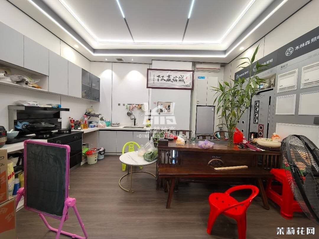 wechat_upload1748877878683dc236c24b9
