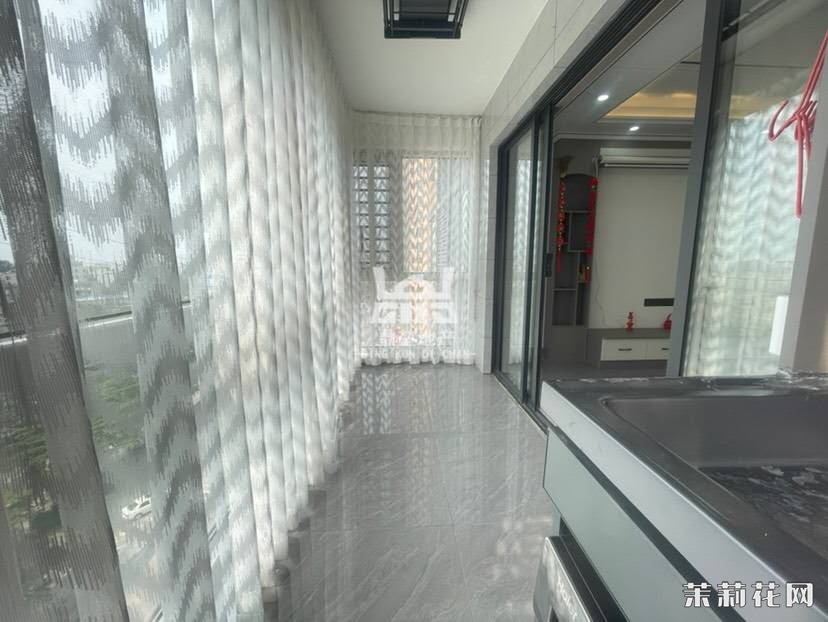 wechat_upload174922453568430c5736f44