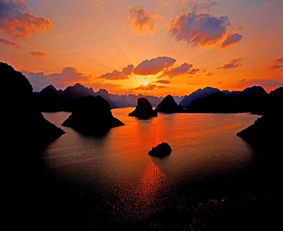 霞浴渠洋湖.jpg