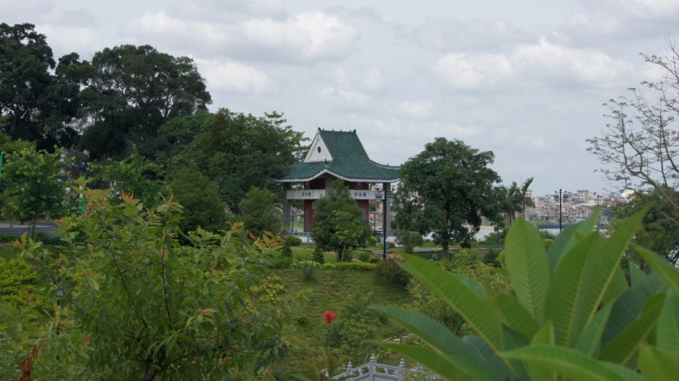 DSC00405~1.jpg